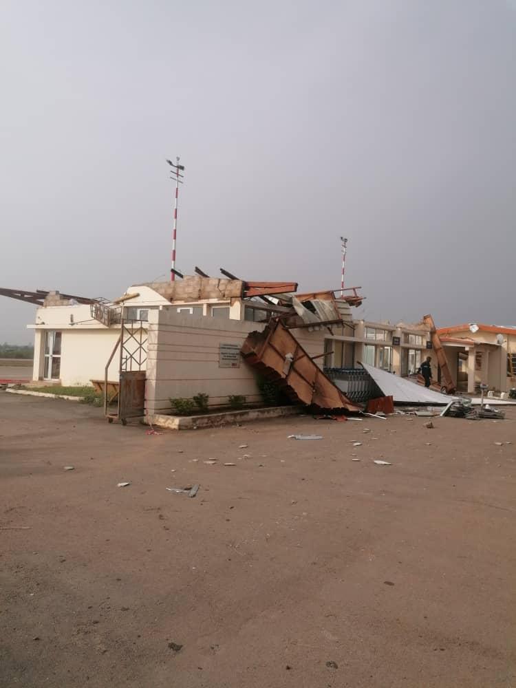 Drame/ L'aérogare d'Odienné ravagé. Drame/ L'aérogare d'Odienné ravagé.