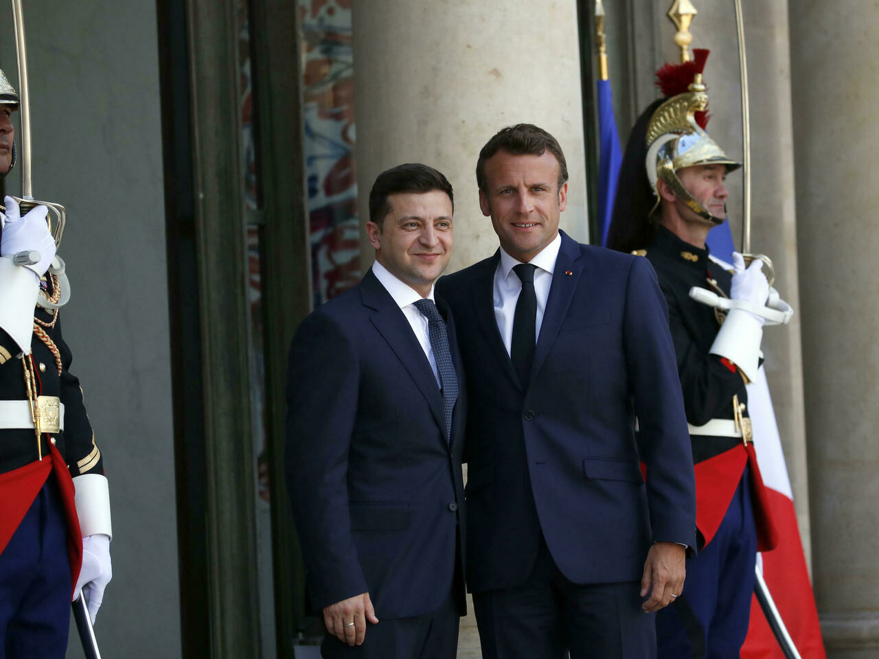 ​2ème tour de la présidentielle en France : Zelensky ne veut pas perdre ses relations avec Macron