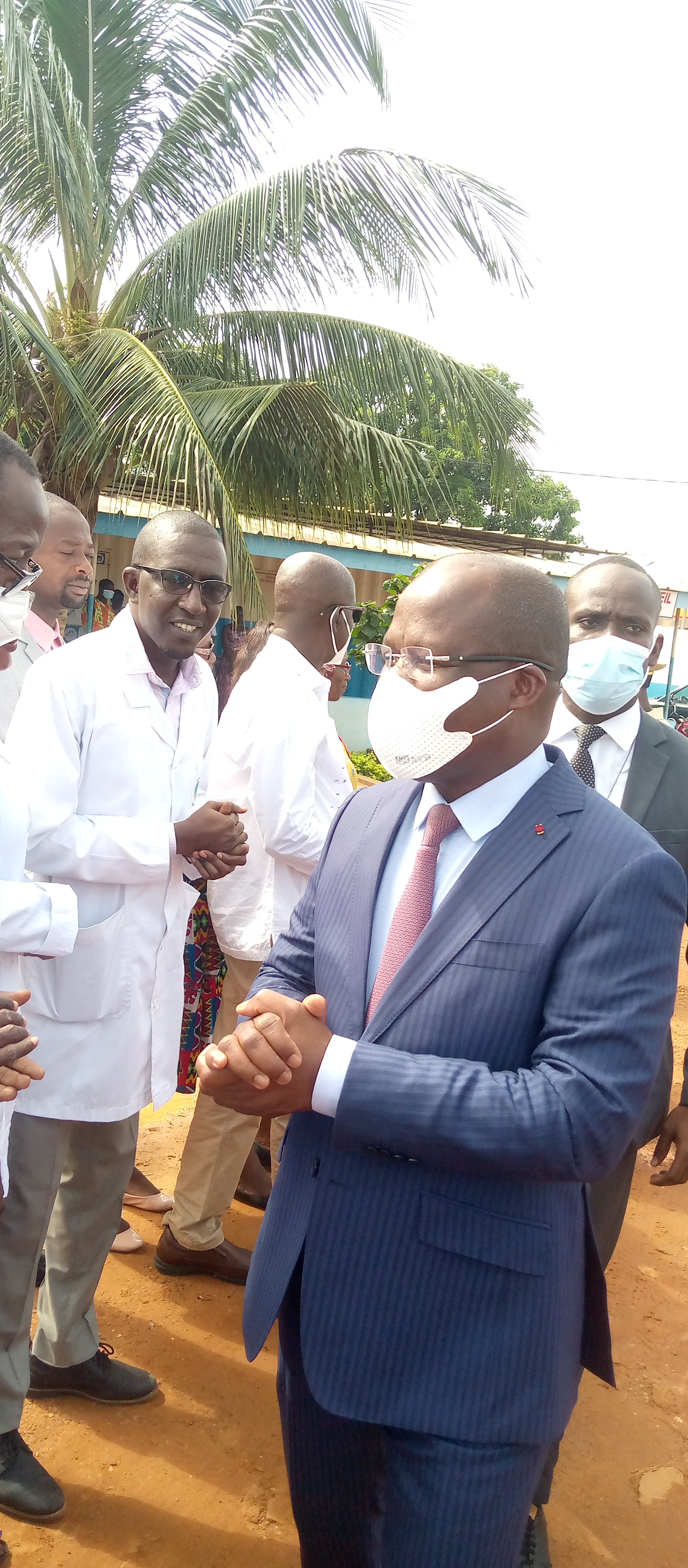 Le ministre Dimba Pierre a eu droit à un bain de foule à la 15 ème journée mondiale de lutte contre le paludisme à Dabou