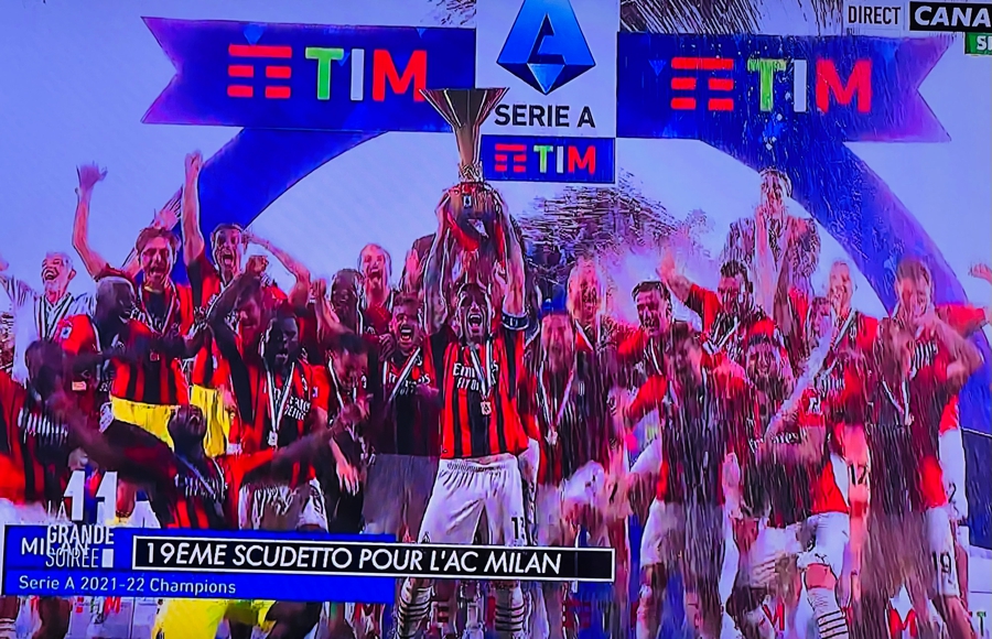 Football - Éléphants : Ces ivoiriens sacrés en club! Football - Éléphants : Ces ivoiriens sacrés en club!