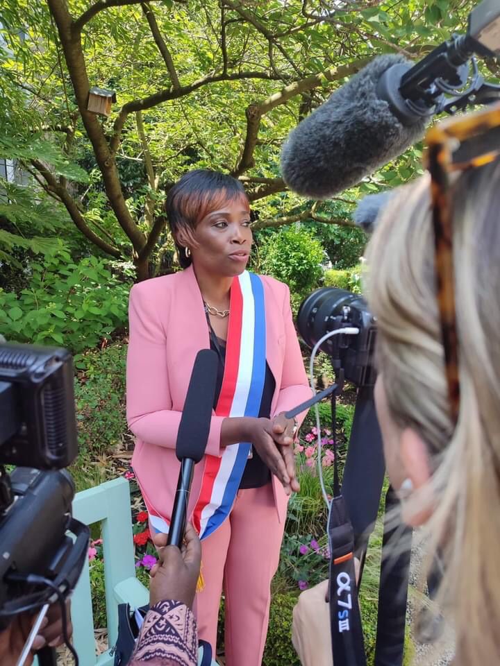 Après son élection historique aux législatives en France, l’Ivoirienne Rachel Keke fait son apparition au Palais Bourbon