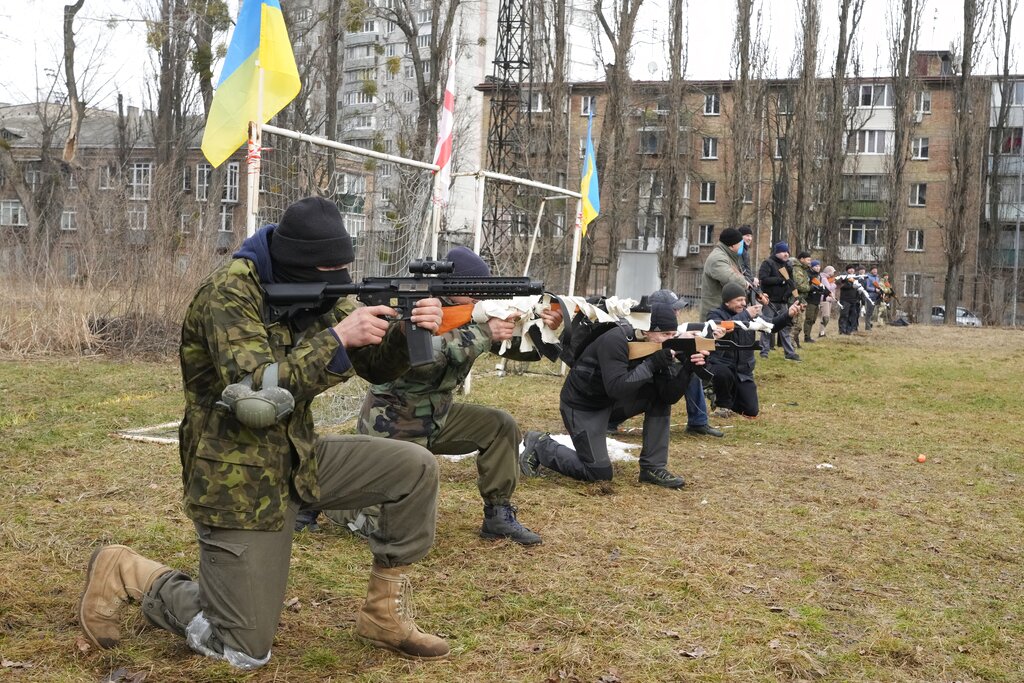 Ukraine : les volontaires Russes se bousculent pour combattre l'agression de Poutine