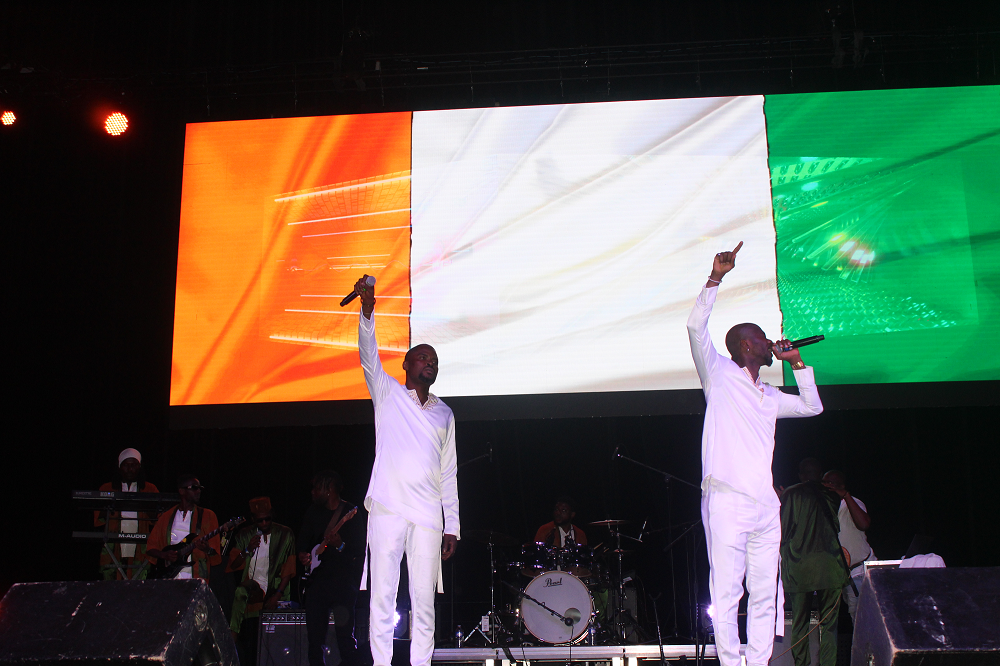 Pari réussi pour les Patrons à la mythique salle de concert Zénith de Paris. Pari réussi pour les Patrons à la mythique salle de concert Zénith de Paris.