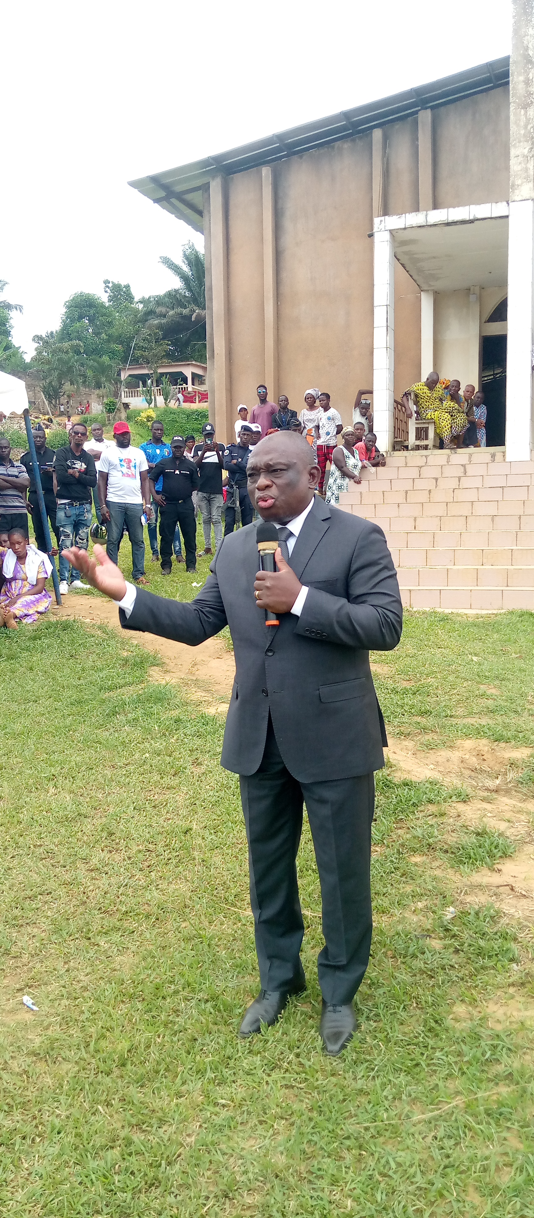 Le ministre KKB en colère suite à la mort d'un paysan/ "Que cela soit la dernière fois" Le ministre KKB en colère suite à la mort d'un paysan/ "Que cela soit la dernière fois"