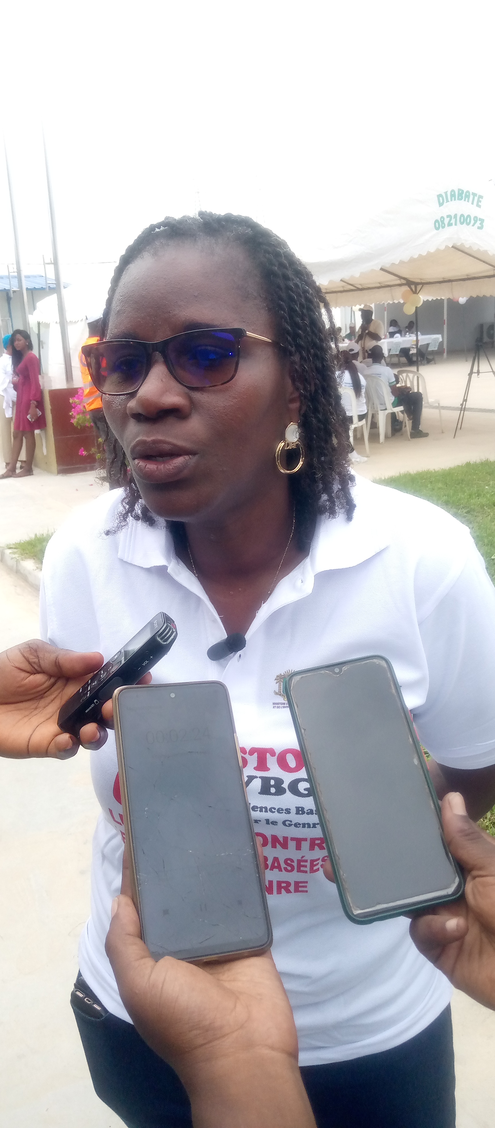 Mme Koudou Josiane mène une  précieuse campagne de sensibilisation contre les fléaux de l'actualité