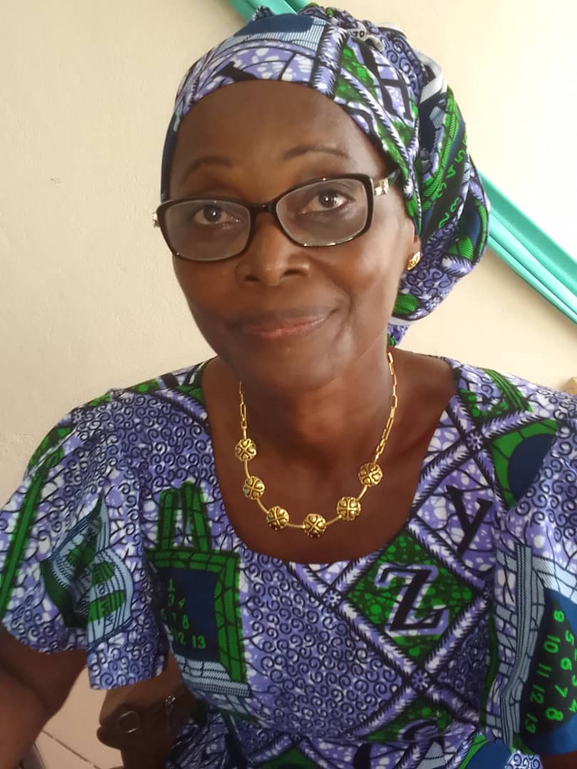 Mme Gnakabi Danielle directrice régionale de l'environnement et du développement durable des Grands Ponts Mme Gnakabi Danielle directrice régionale de l'environnement et du développement durable des Grands Ponts