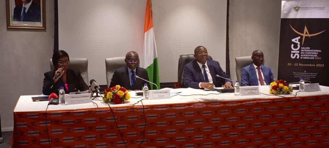 Salon international du contenu audiovisuel(Sica) / Le ministre Amadou Coulibaly dévoile les grands axes aux professionnels et acteurs de l'audiovisuel Salon international du contenu audiovisuel(Sica) / Le ministre Amadou Coulibaly dévoile les grands axes aux professionnels et acteurs de l'audiovisuel