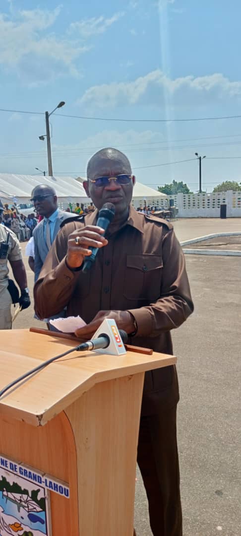 Le ministre des sports, Metch Adjé Silas était à Grand Lahou Le ministre des sports, Metch Adjé Silas était à Grand Lahou