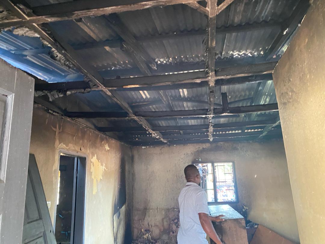 Incendie/ Plusieurs maisons et magasins partent en fumée Incendie/ Plusieurs maisons et magasins partent en fumée