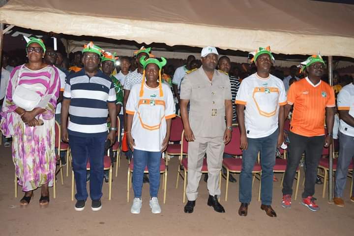 Can 2023/ Henriette Lagou communie avec la population de Daoukro Can 2023/ Henriette Lagou communie avec la population de Daoukro