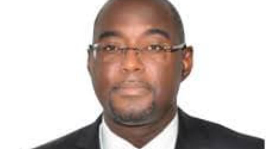 Jean Dieudonné Ndoumou, activement recherché pour le meurtre de 3 personnes Jean Dieudonné Ndoumou, activement recherché pour le meurtre de 3 personnes