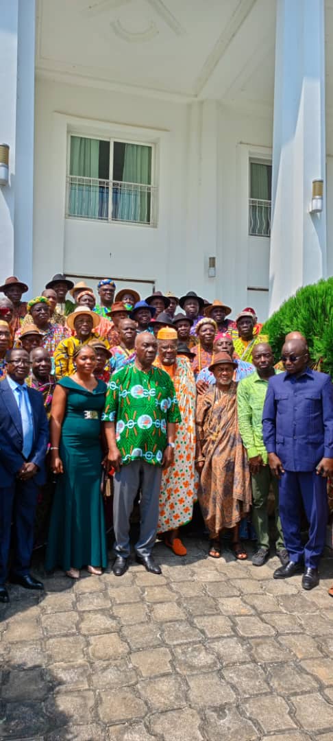 Le ministre-gouverneur du district des lagunes annonce deux grands projets. Le ministre-gouverneur du district des lagunes annonce deux grands projets.