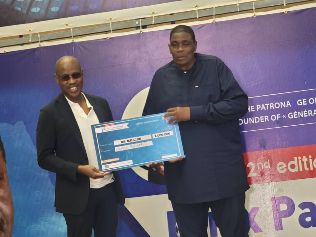 2e édition du prix Pape Diouf/ Le journaliste Richard Gnaba reçoit le  1 er prix 2e édition du prix Pape Diouf/ Le journaliste Richard Gnaba reçoit le  1 er prix