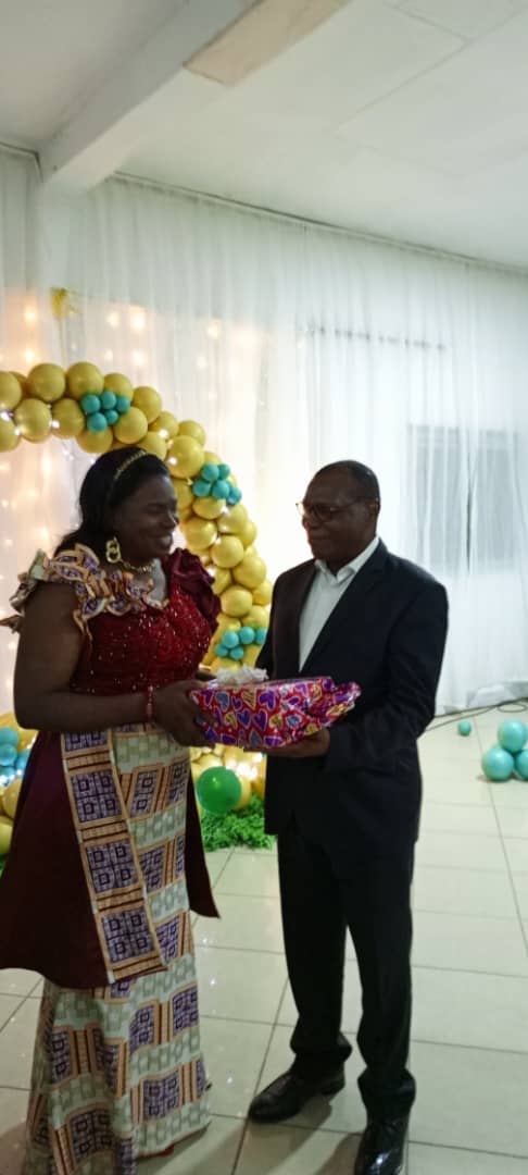 Dîner gala de Bienfaisance/ L'Ong Fadi offre 5 millions F aux femmes déshéritées Dîner gala de Bienfaisance/ L'Ong Fadi offre 5 millions F aux femmes déshéritées