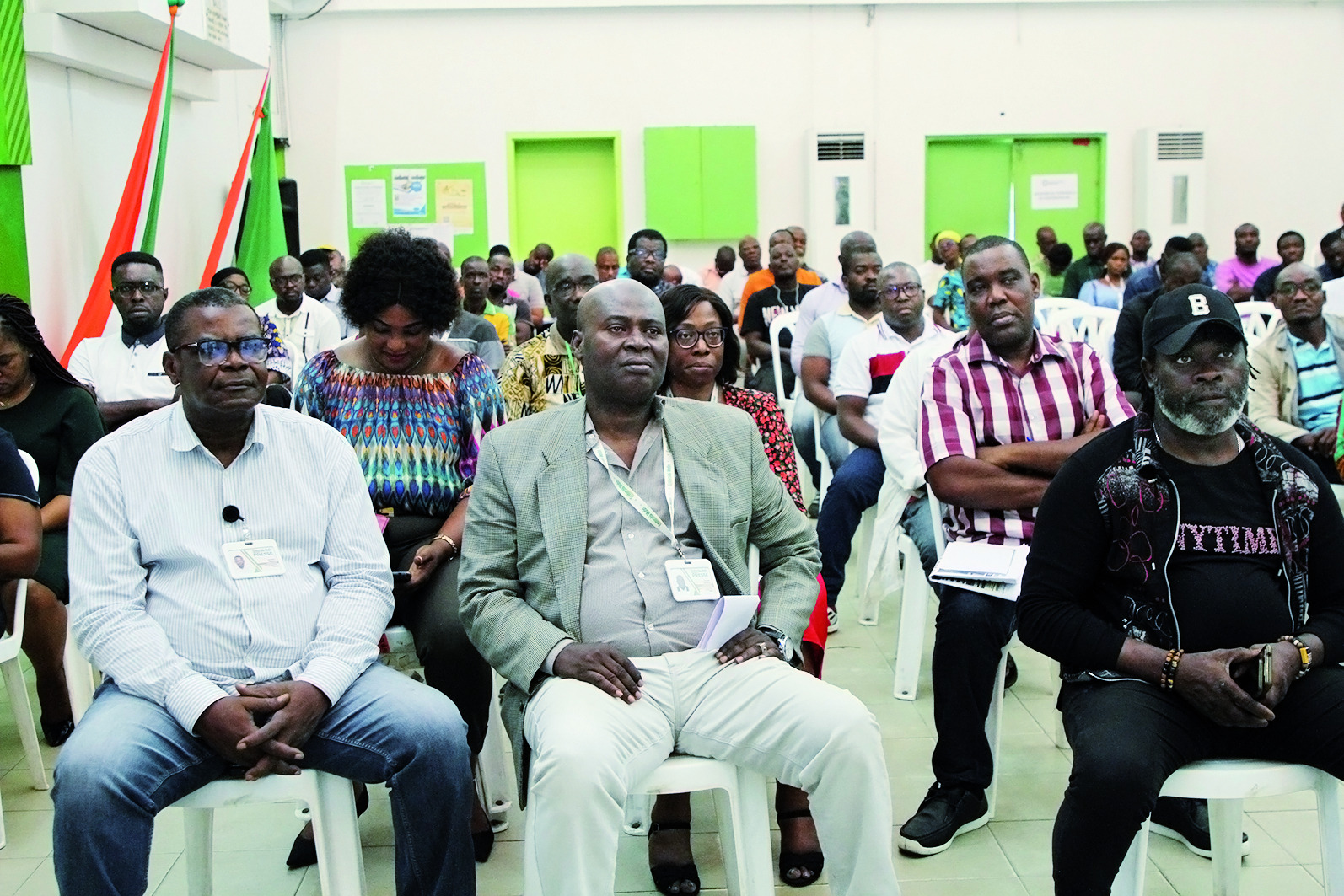 Presse/Grincements de dents au Groupe Fraternité matin/ Le Syndicat des travailleurs exige le paiement des salaires dans les délais légaux. Presse/Grincements de dents au Groupe Fraternité matin/ Le Syndicat des travailleurs exige le paiement des salaires dans les délais légaux.