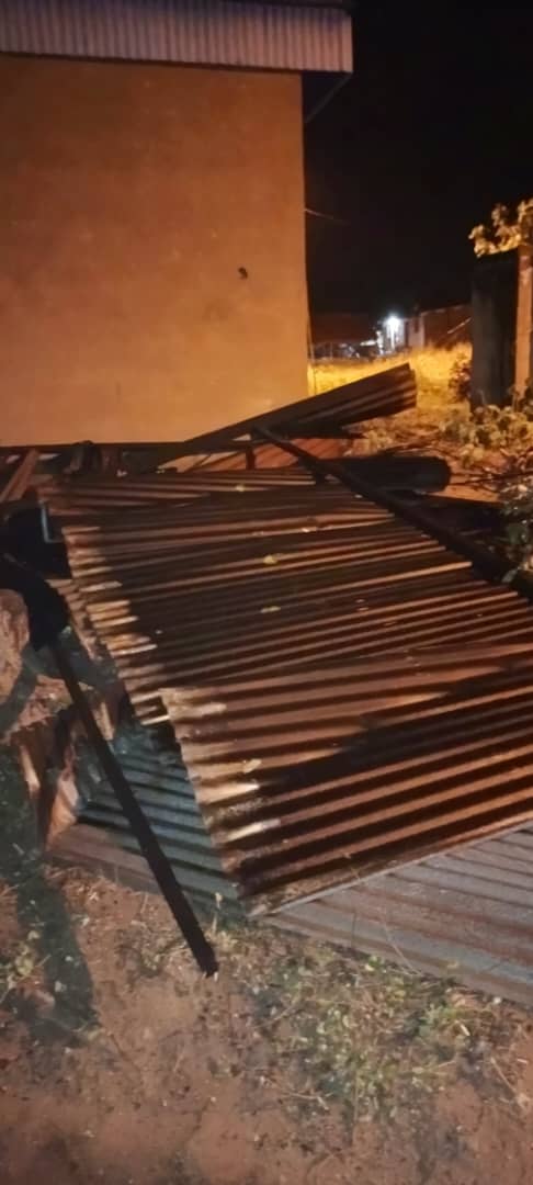 La Paquinou vire au drame à Bouaké/ Une tornade arrache des toitures et des arbres dans un village : 3 blessés La Paquinou vire au drame à Bouaké/ Une tornade arrache des toitures et des arbres dans un village : 3 blessés