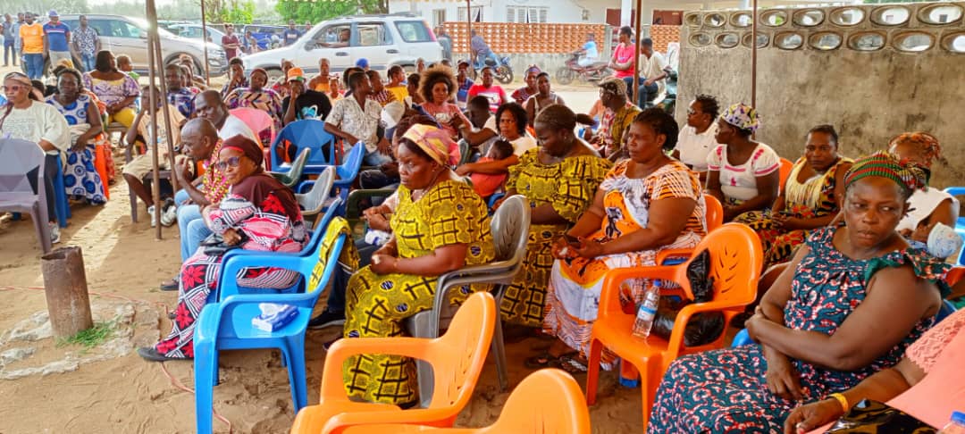 Chefferie d'Akrou (Jacqueville) / Choix consensuel de Tékri Gervais pour succéder à Yacé Chefferie d'Akrou (Jacqueville) / Choix consensuel de Tékri Gervais pour succéder à Yacé
