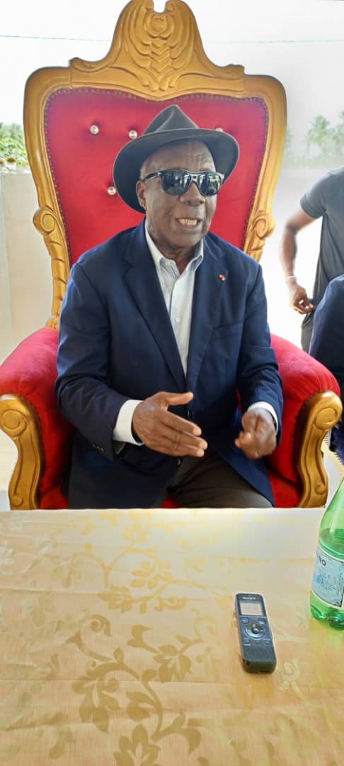 Jacqueville/ Après le peuple Ahizi, la chefferie Alladjan  de Jacqueville adopte le projet " Adoukro ville nouvelle et écologique ".