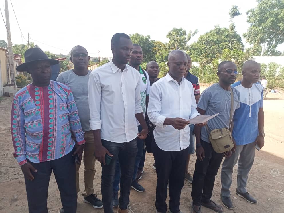 Les travailleurs du Mesrc de Bouaké ont débrayé Les travailleurs du Mesrc de Bouaké ont débrayé