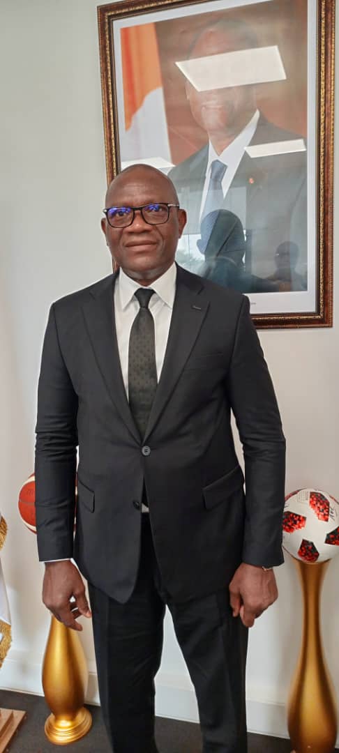 Le ministre délégué Metch Adjé Silas sillonne les quartiers pour mobiliser les femmes et la jeunesse Le ministre délégué Metch Adjé Silas sillonne les quartiers pour mobiliser les femmes et la jeunesse