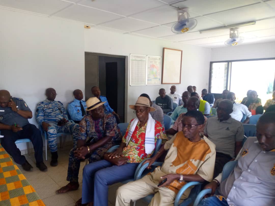 Barrage de Gri-Bo Popoli (Soubré) /Des villageois mécontents paralysent le site/ Ce qu'ils réclament. Barrage de Gri-Bo Popoli (Soubré) /Des villageois mécontents paralysent le site/ Ce qu'ils réclament.