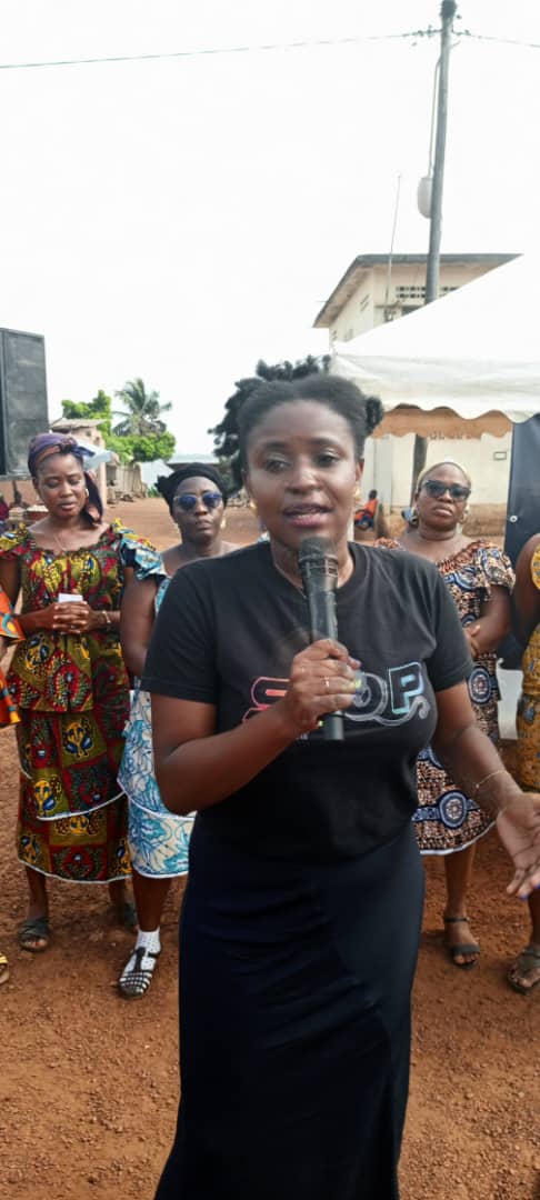 Lutte contre les violences sexuelles/ L'Ong "Stop au chat noir" débarque dans un village à Dabou Lutte contre les violences sexuelles/ L'Ong "Stop au chat noir" débarque dans un village à Dabou
