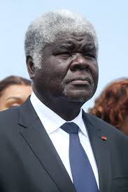 Le premier ministre, M. Robert Beugré Mambé Le premier ministre, M. Robert Beugré Mambé