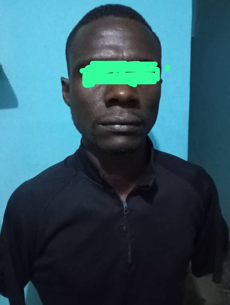 Mouho Arthur, le présumé tueur, mis aux arrêts à Zou Mouho Arthur, le présumé tueur, mis aux arrêts à Zou