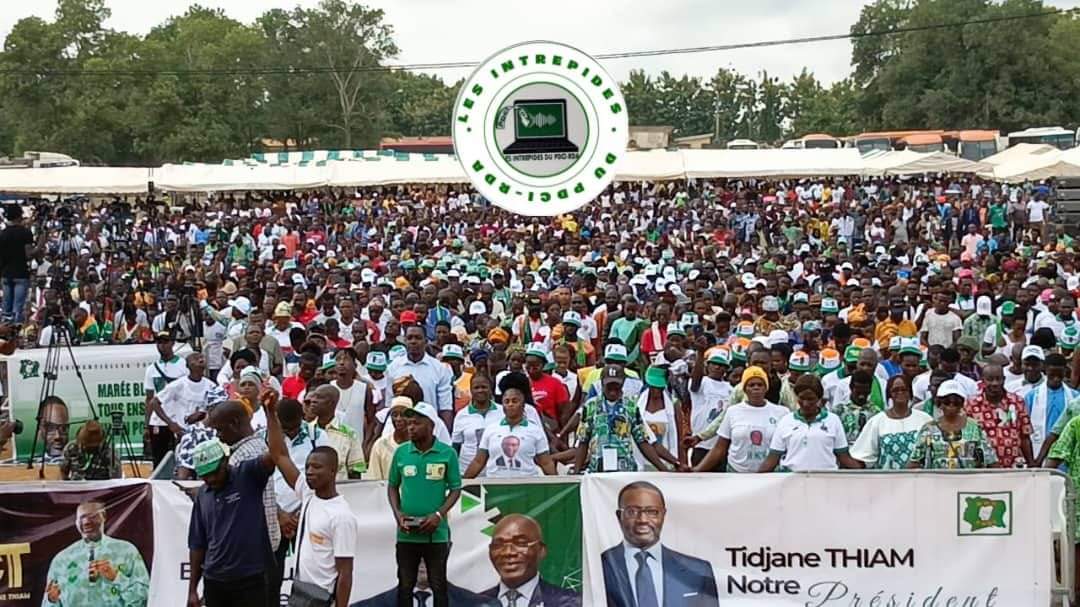 Visite du président Tidiane Thiam à Soubré/Thiam livre un message d'espoir. Les militants du Pdci dans la ferveur totale Visite du président Tidiane Thiam à Soubré/Thiam livre un message d'espoir. Les militants du Pdci dans la ferveur totale