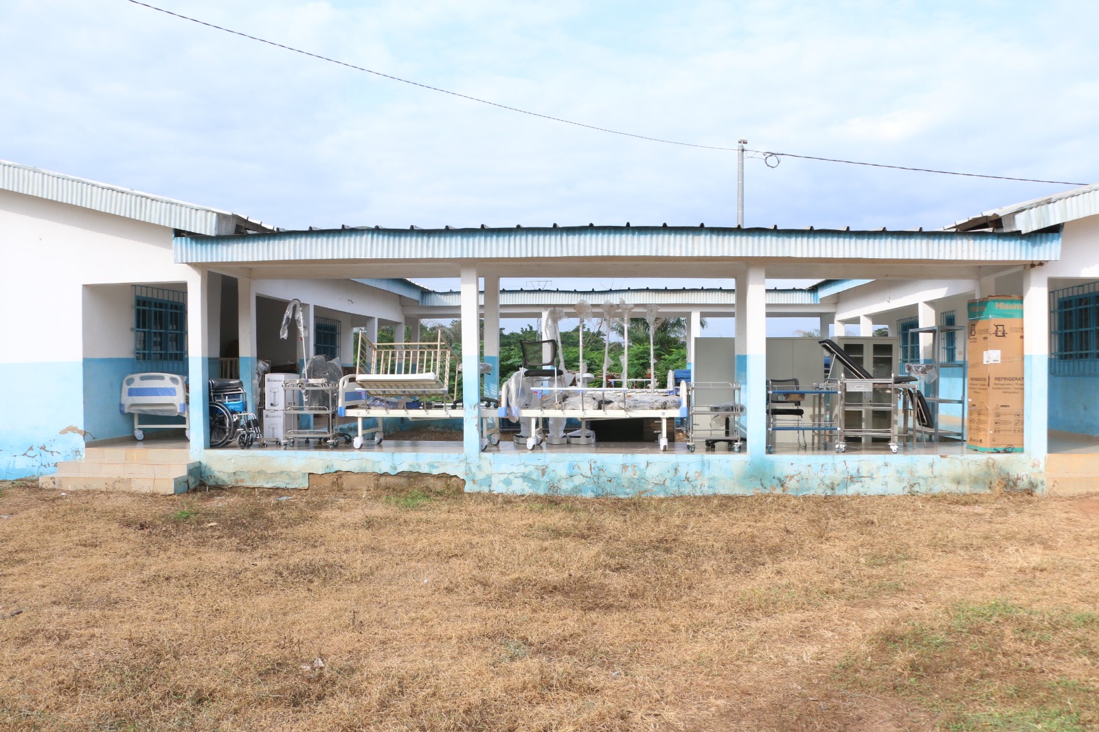 Conseil régional du Gbêkê/ Le ministre Assahoré Konan Jacques met en service plusieurs infrastructures sanitaires et éducatives. Conseil régional du Gbêkê/ Le ministre Assahoré Konan Jacques met en service plusieurs infrastructures sanitaires et éducatives.