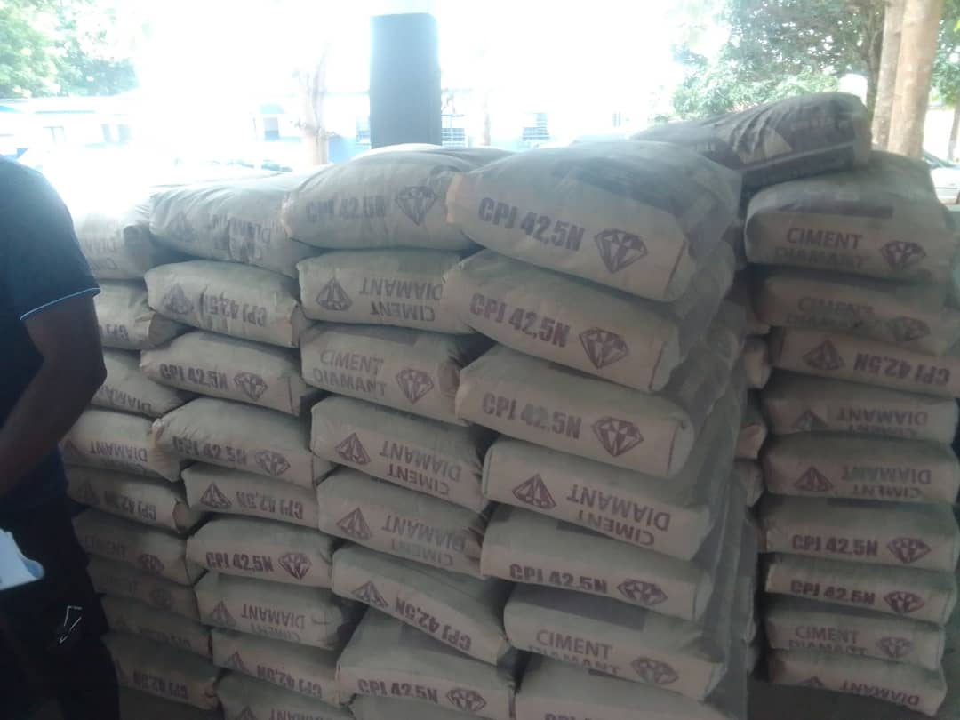 Bangolo/ Après une violente tornade/ Plusieurs tonnes de ciment, des tôles et des vivres aux sinistrés Bangolo/ Après une violente tornade/ Plusieurs tonnes de ciment, des tôles et des vivres aux sinistrés