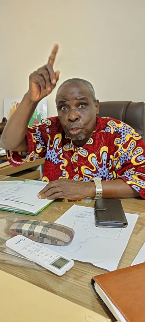 Jacqueville/ Crise foncière à Koko/ Accusé de bloquer une opération de lotissement et d'expropriation des terres, le chef du village se défend. Jacqueville/ Crise foncière à Koko/ Accusé de bloquer une opération de lotissement et d'expropriation des terres, le chef du village se défend.