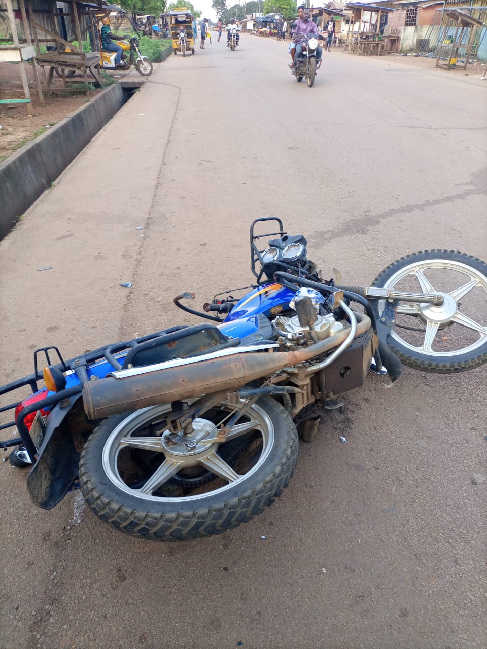 La fête se termine dans le drame/ Un pharmacien tué dans un accident. La fête se termine dans le drame/ Un pharmacien tué dans un accident.