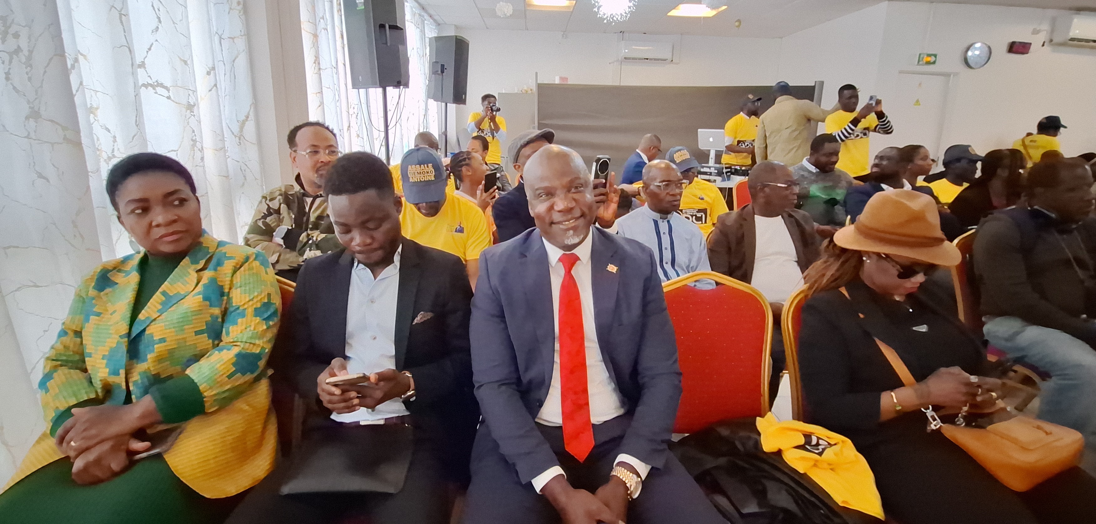 Rencontre citoyenne à Paris : Assalé Tiémoko Antoine appelle la diaspora ivoirienne à s'engager pour une Côte d’Ivoire de confiance