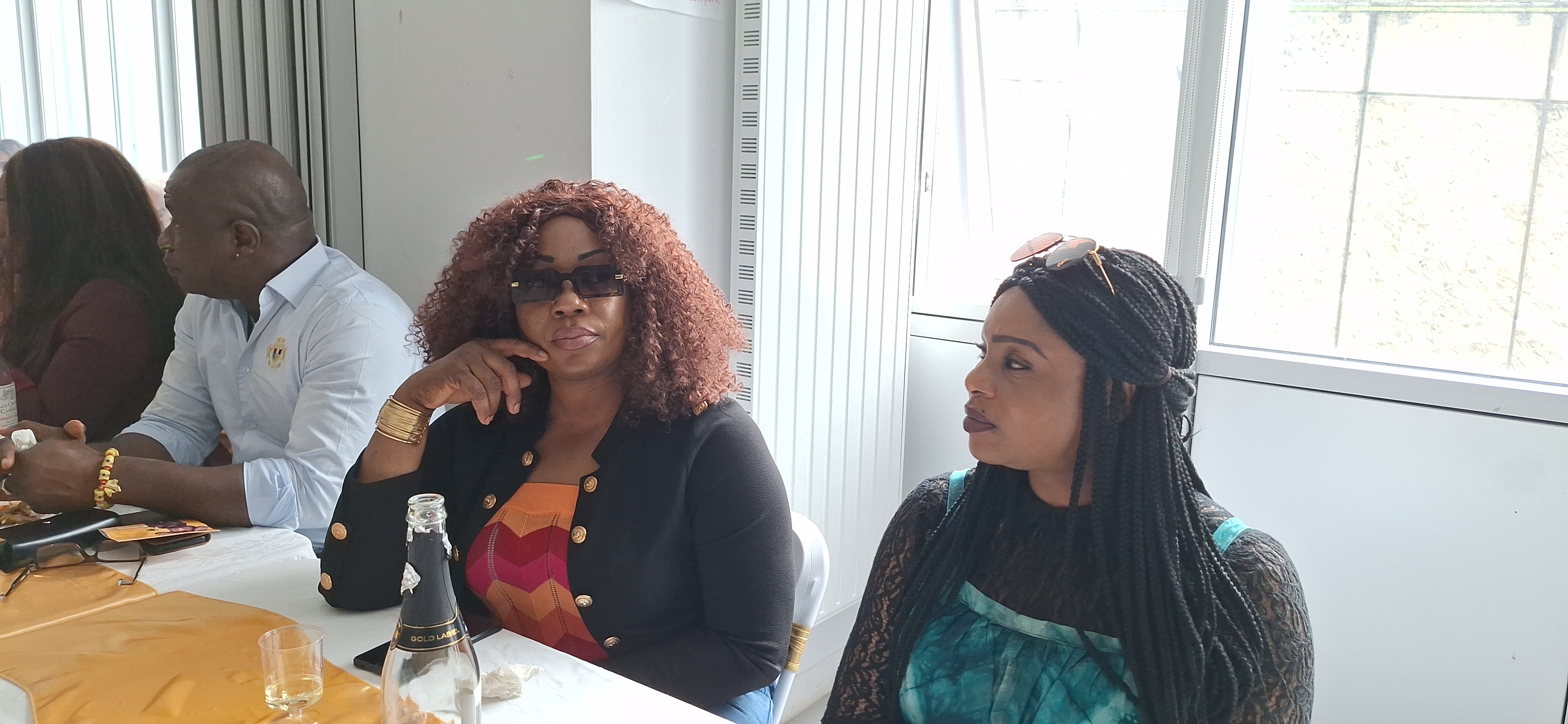 Paris/ Nicole Depadou, la résilience en mélodie : une cérémonie de dédicace empreinte d’émotion et de grâce Paris/ Nicole Depadou, la résilience en mélodie : une cérémonie de dédicace empreinte d’émotion et de grâce