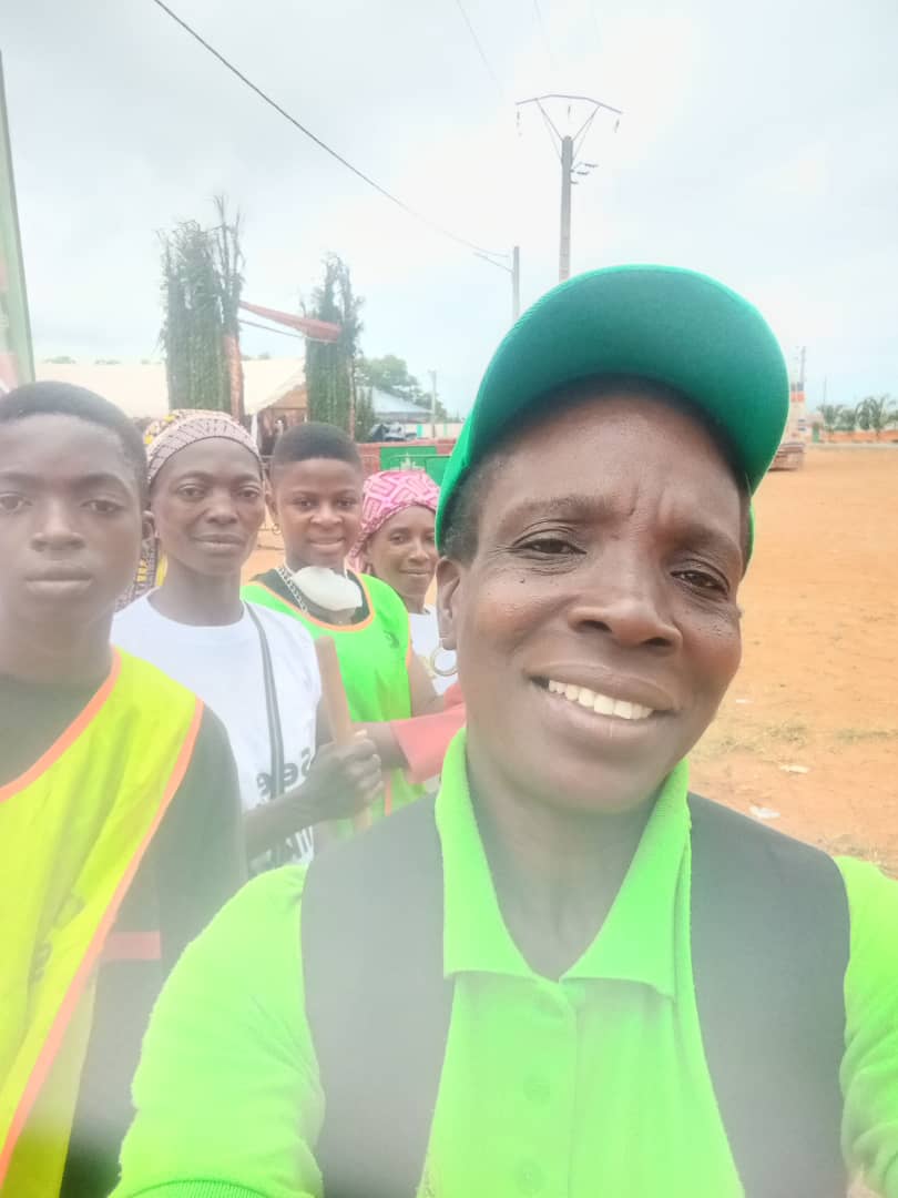 Mme Apolline Simi, présidente de l’ONG See My Live International (Seemi) « Avec un supermarché écologique, chacun pourra échanger ses déchets triés contre des biens utiles. »