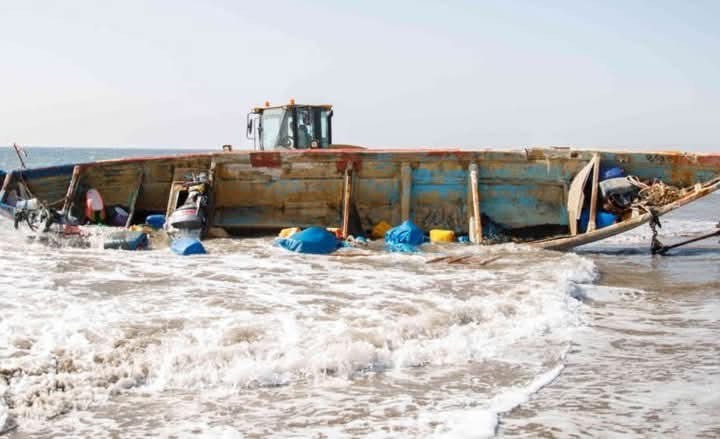Chavirement tragique d'une pirogue à Dapéoua ( Buyo) /Le ministre Sérey Doh invite les usagers au respect des mesures de sécurité Chavirement tragique d'une pirogue à Dapéoua ( Buyo) /Le ministre Sérey Doh invite les usagers au respect des mesures de sécurité