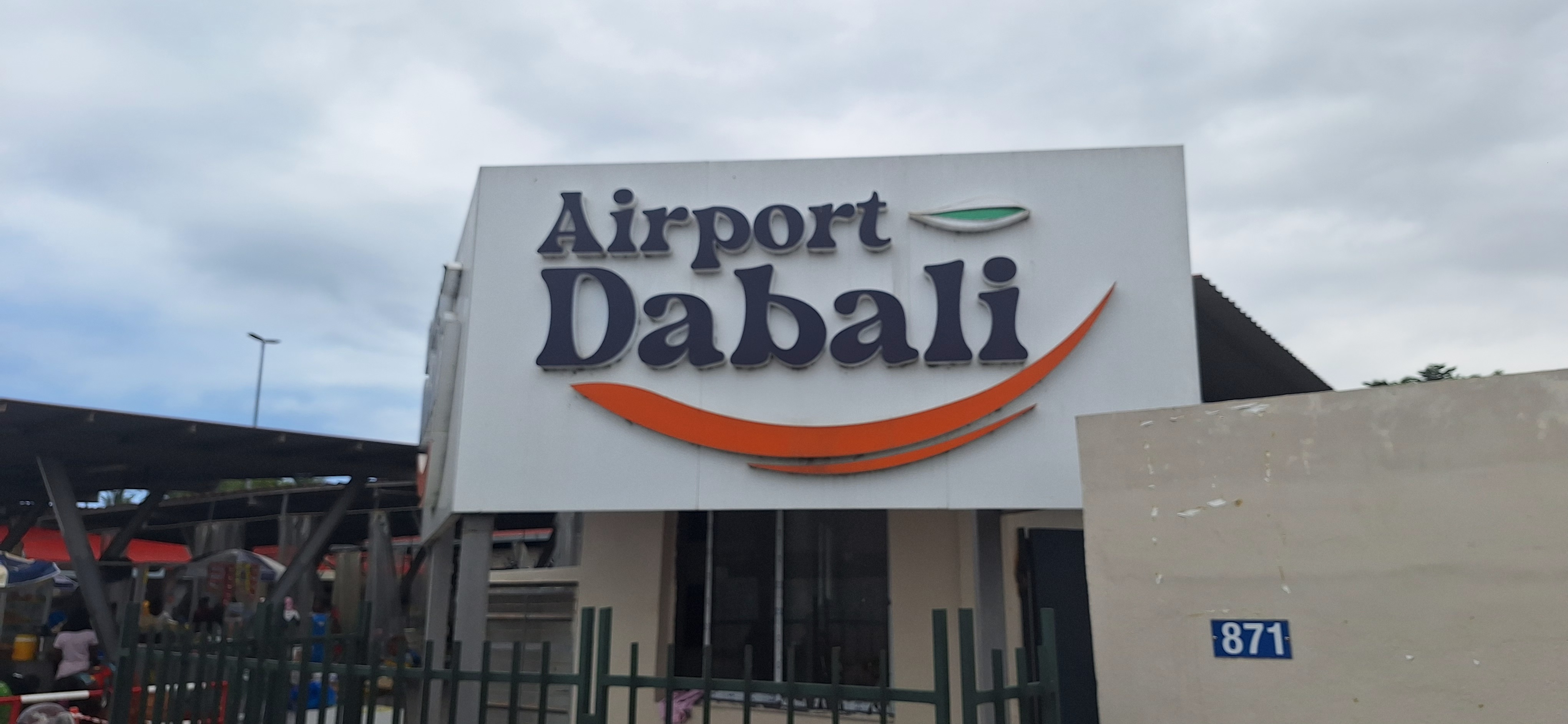 Aéroport International FHB/ Dabali Airport : un projet de relocalisation qui donne un nouveau souffle aux artisans et commerçants