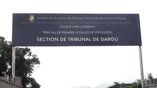 Sinistre/ Un pavillon du Tribunal de Dabou part en fumée.