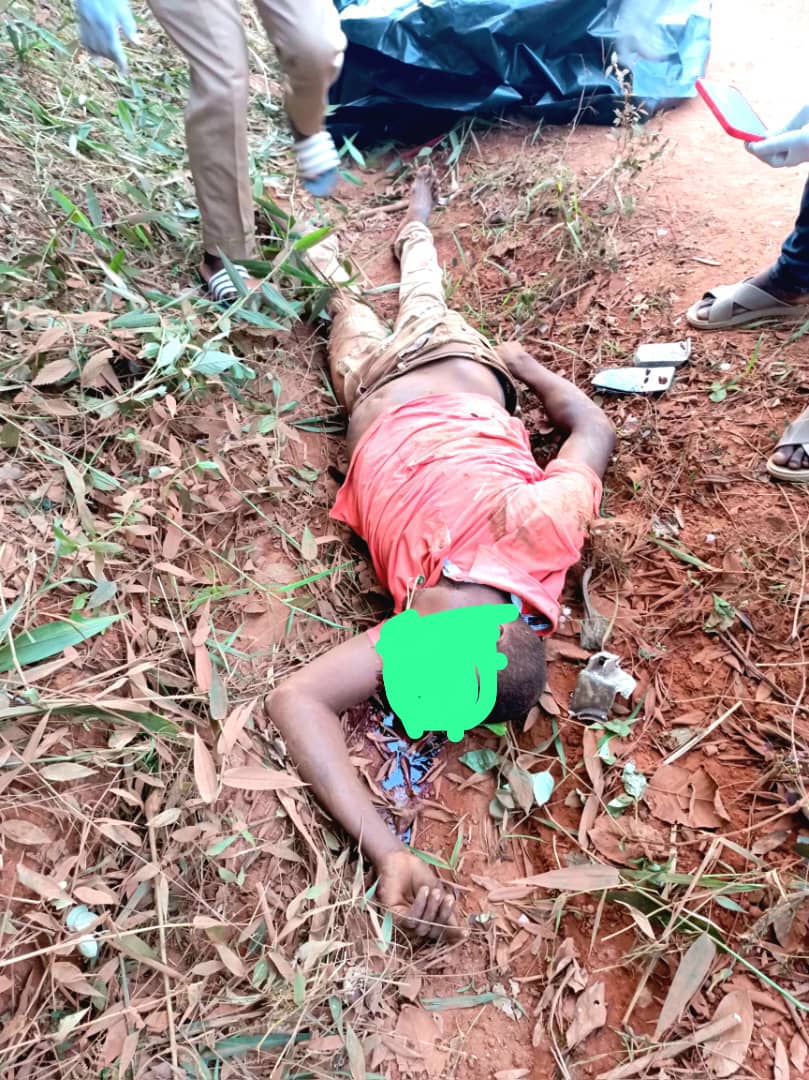 Le corps sans vie de Séroa Thierry, tué dans accident de moto