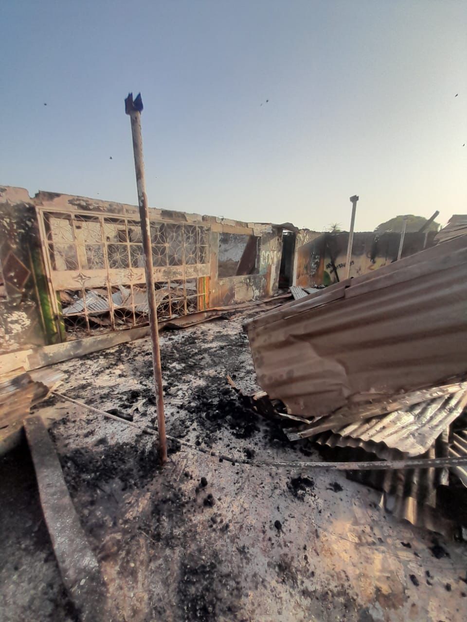 Zouan-Hounien/ Un restaurant-maquis part en fumée, plus de 20 millions F de pertes Zouan-Hounien/ Un restaurant-maquis part en fumée, plus de 20 millions F de pertes