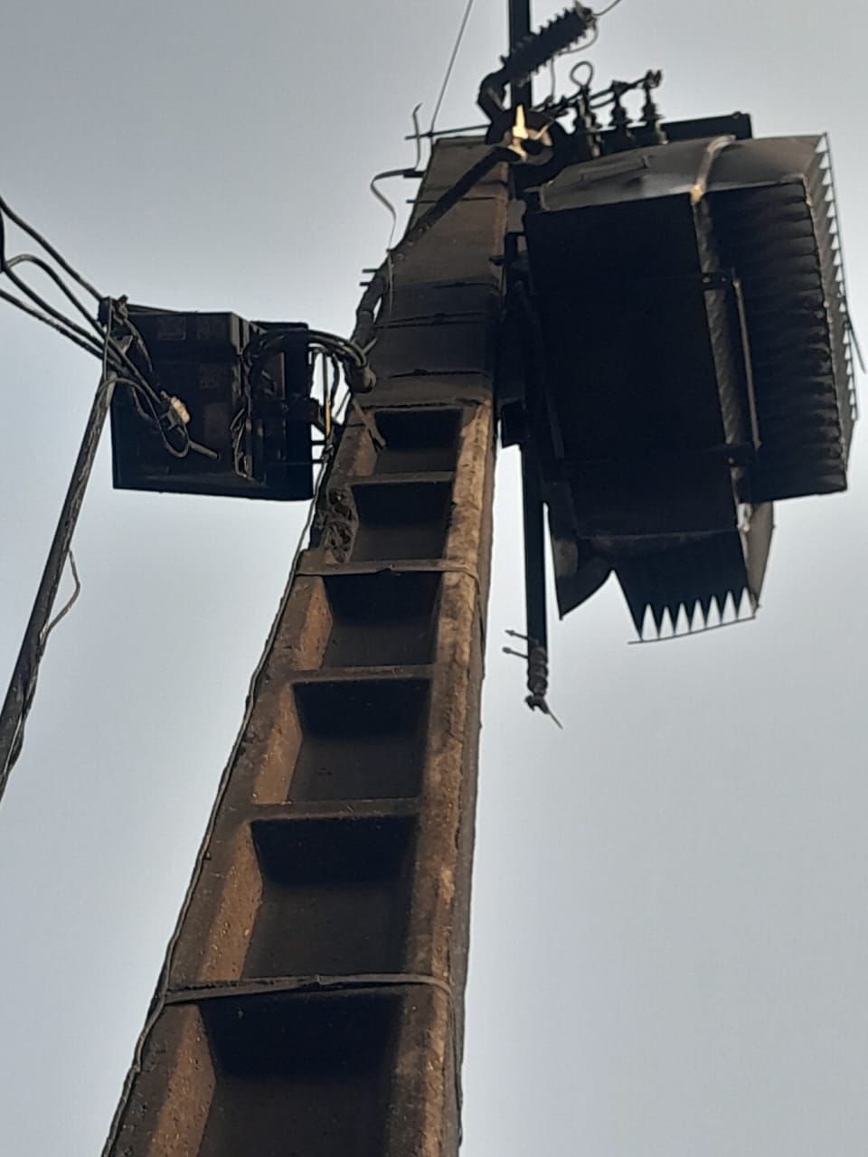 Zouan-Hounien/ Un restaurant-maquis part en fumée, plus de 20 millions F de pertes Zouan-Hounien/ Un restaurant-maquis part en fumée, plus de 20 millions F de pertes