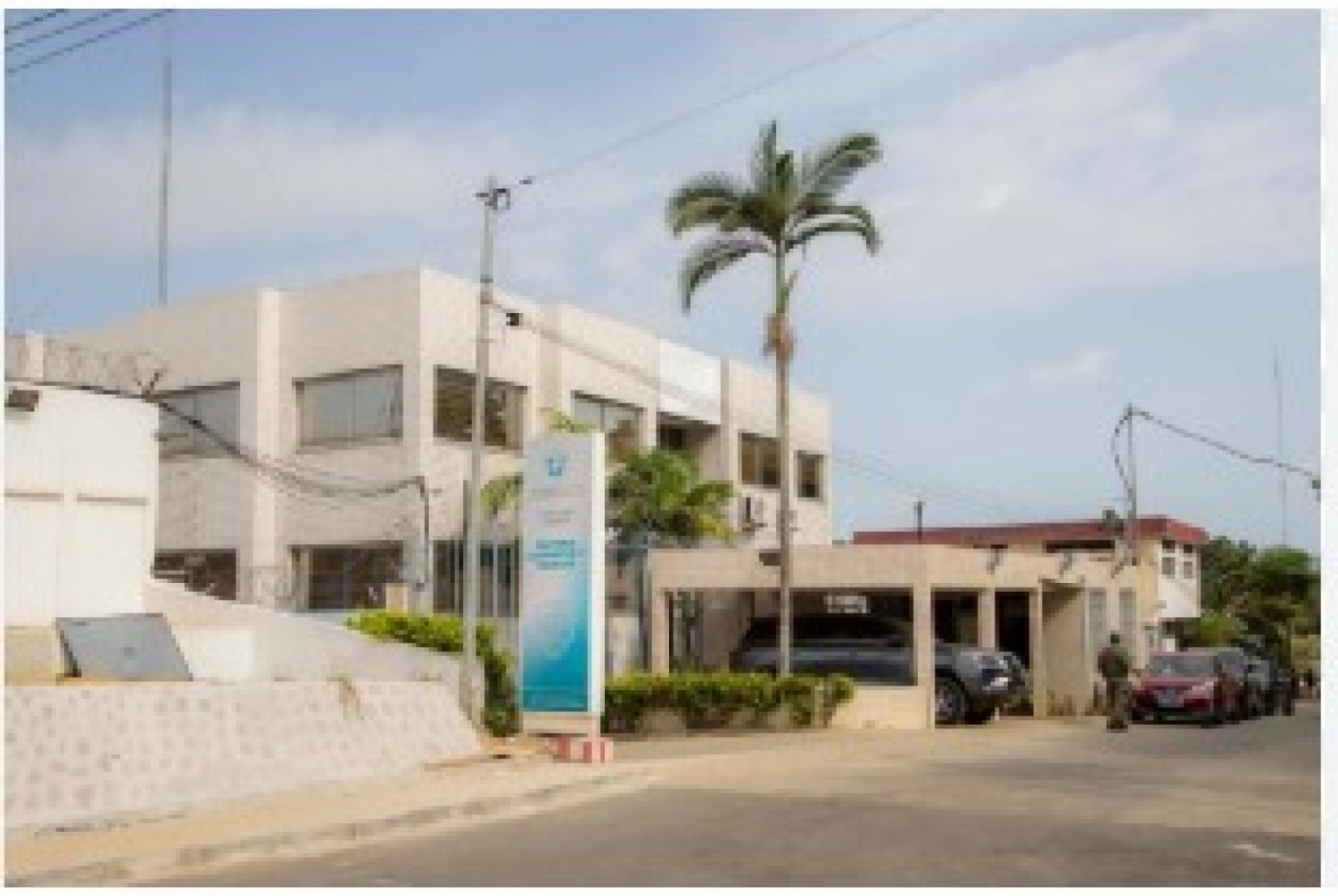 Le Pôle Pénal Économique et Financier d'Abidjan a examiné le 24 avril 2026 le cas d'un instituteur dont le compte bancaire a enregistré 229 millions FCFA de flux entre 2022 et 2024 Le Pôle Pénal Économique et Financier d'Abidjan a examiné le 24 avril 2026 le cas d'un instituteur dont le compte bancaire a enregistré 229 millions FCFA de flux entre 2022 et 2024