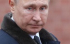 Isolé à l'international, Poutine demande à son peuple de le soutenir