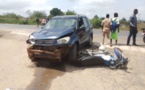 Violente collision entre une voiture et une moto/Des blessés graves enregistrés.