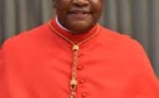 Religion/ Un cardinal poursuivi en justice pour une étrange raison