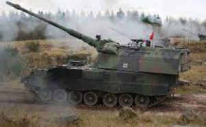 ‘’le champ de bataille va chauffer pour les Russes’’, l’Allemagne livre des panzerhaubitze 2000 à l’Ukraine