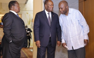 De la gauche vers la droite : Henri Konan Bédié, Alassane Ouattara, Laurent Gbagbo