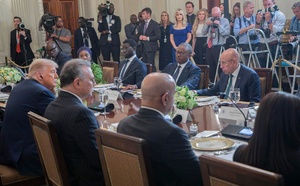 Trump accorde une aide de 1,6 milliard de dollars au Nigeria : enjeux, réactions et implications pour l’Afrique