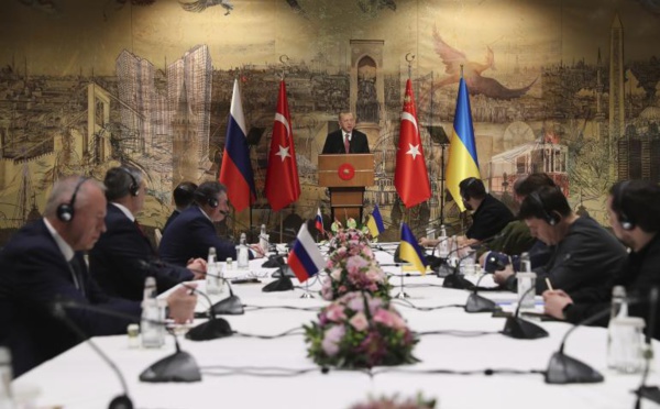 ​Retrait militaire de Kiev : L’effet de la confusion dans les rangs des forces Russes ?